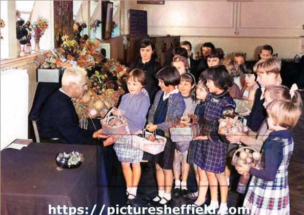 Harvest Festival at Whitby Road Junior School, Darnall, in October 1964. Picture: Sheffield Newspapers / Picture Sheffield
