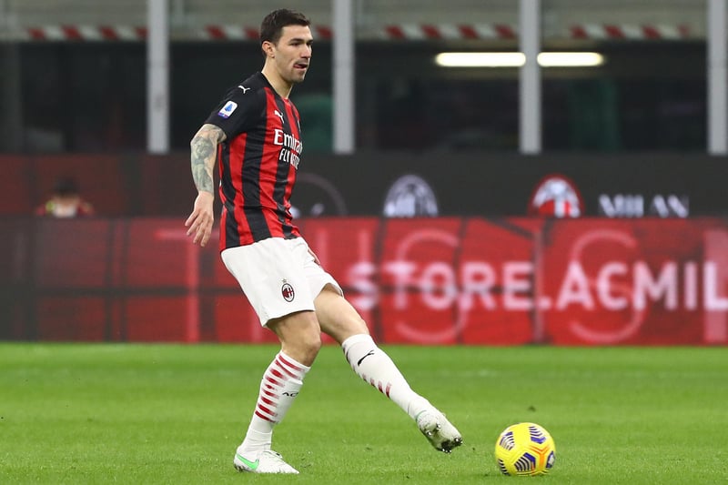 Everton are believed to be lining up an ambitious move for AC Milan defender Alessio Romagnoli, whose contract with the Toffees expires next summer. The ex-Roma starlet is also said to be of interest to both Juventus and Inter. (Sport Witness)