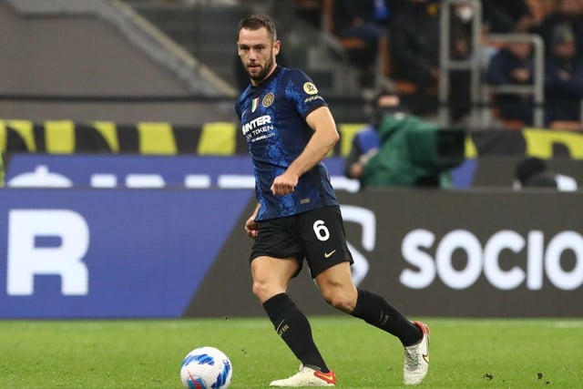 De Vrij has long been one of Europe’s most-coveted defenders and has played over 250 times in Serie A for Inter Milan and Lazio. The 29 year-old is currently 6/1 with Sky Bet to sign for Newcastle United.