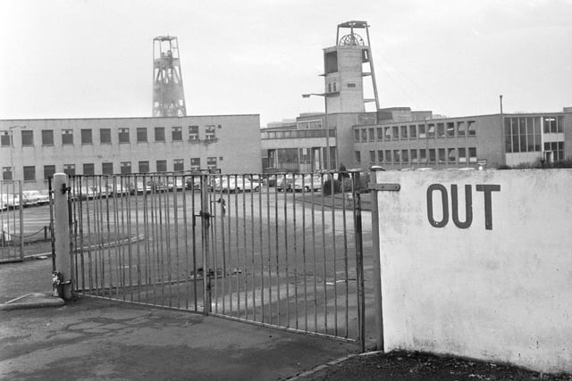 Bilston Glen coal mine/pit during the miners' strike in January 1972.