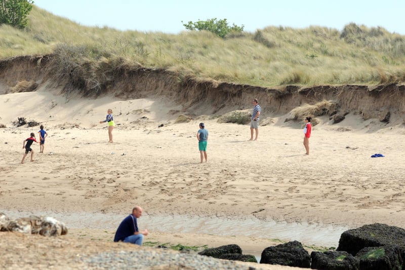 Alnmouth beach is ranked second.
