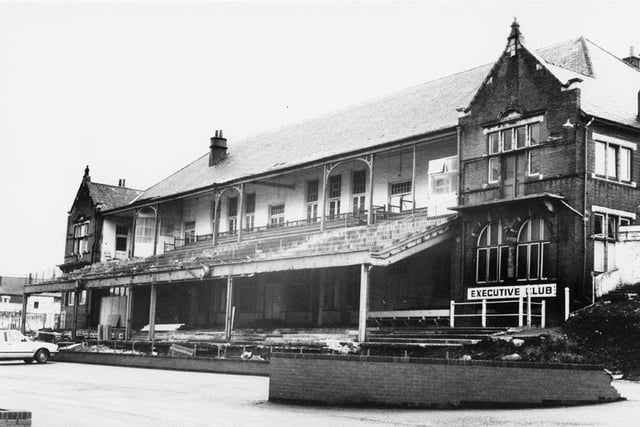 Old Pavilion Bramall Lane  1982