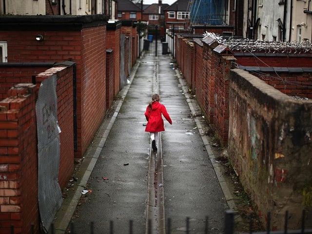 Meaning a lane between houses.