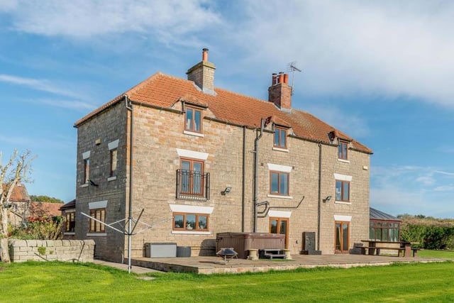 Warsop Cottage Farm is a majestic sight as it stands tall in its rural location.
