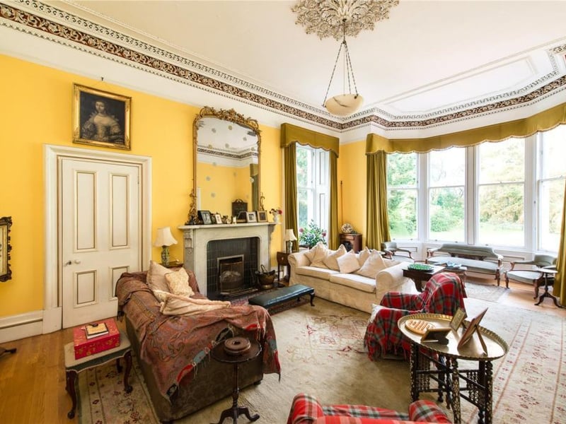 Drawing room.
