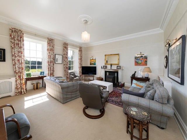 Drawing room.