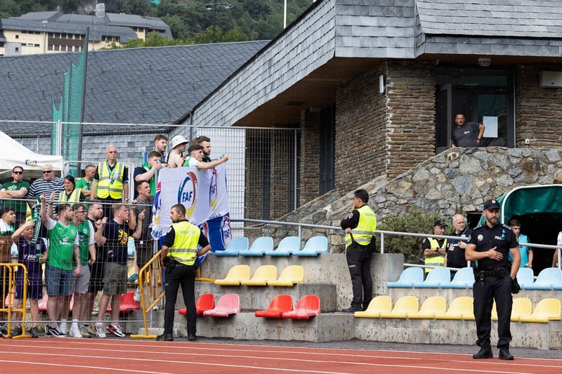 Some Hibs fans were far from happy with the team's performance in Andorra as Inter Club d'Escaldes got a shock win over them.