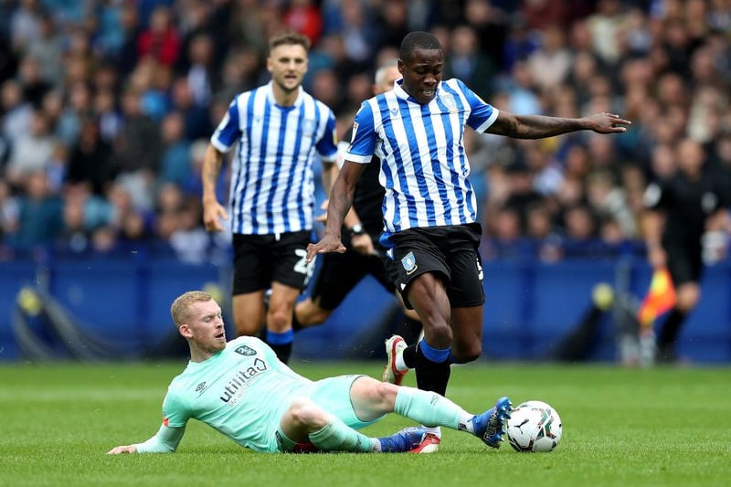 Leeds United are set to make a second bid for Huddersfield Town midfielder Lewis O’Brien. (Football Insider) 

(Photo by George Wood/Getty Images)