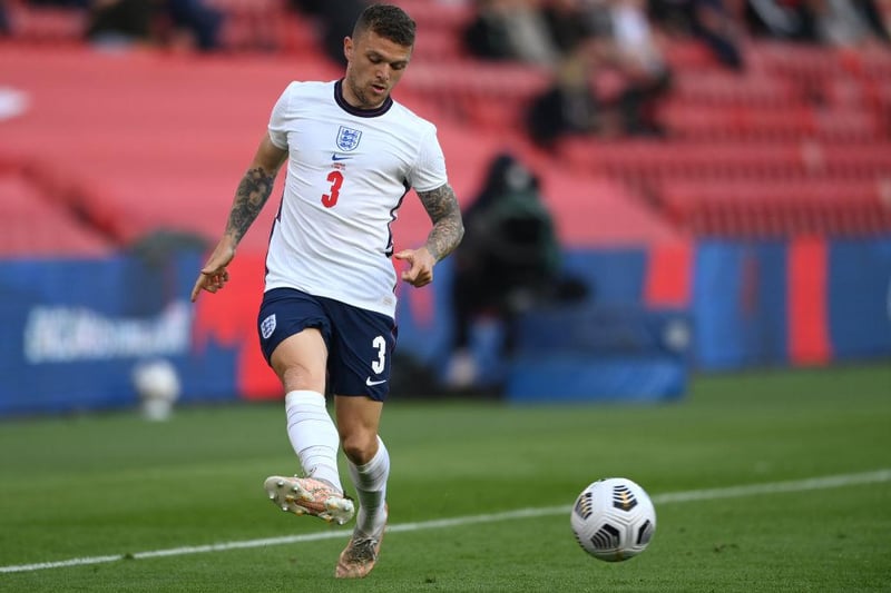 Manchester United have reportedly made an opening offer for Atletico Madrid full-back Kieran Trippier, as they look to beat Arsenal to the ex-Spurs star. However, the alleged £10m offer is said to have been knocked back by La Liga's champions. (Football Insider)
 
(Photo by Stu Forster/Getty Images)