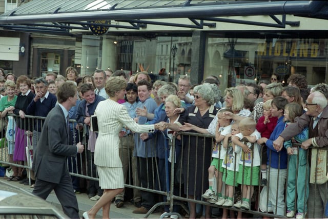 Princess Diana  at Sheffield Cutlers Hall 16 July 1991 meets  the gathered crowds