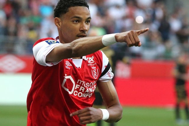 The striker, who has also been linked with Newcastle United, wants to stay at Reims (RMC).  
