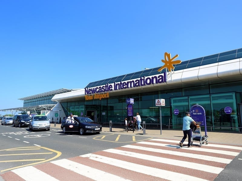 The Costa Coffee at the Skyway Filling Station near Newcastle Airport also has five stars.