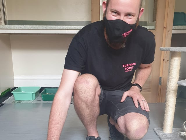 Brewer at Cameron McQueen did a 50-mile run from his home in Sheffield to his workplace, turning Point Brewery, in Knaresborough in June to raise £1,800 for Sheffield Cats Shelter. He celebrated with a well-earned beer in the Taproom bar!