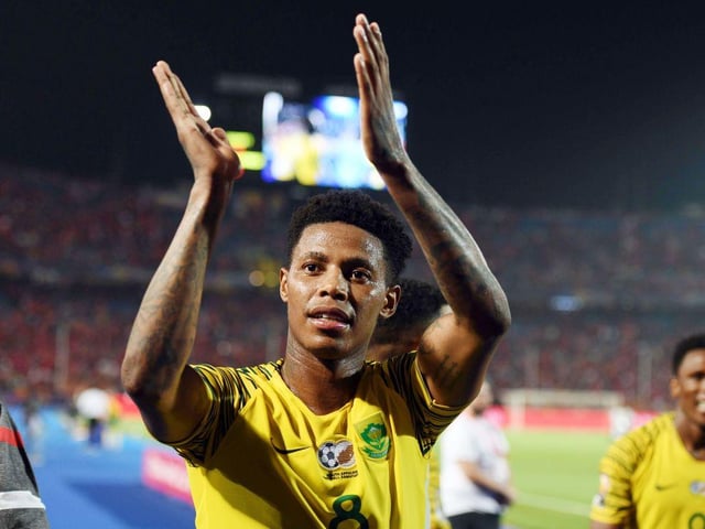 Rangers are close to agreeing a fee with Amiens for the transfer for midfielder Bongani Zungu. Steven Gerrard is in the market for one player before the window closes. The deal for the South African international has been revived. (L’equipe)