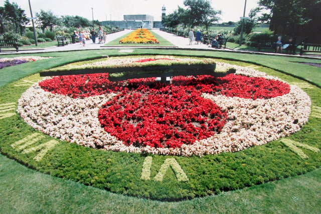 The floral clock, Southsea Castle in July 1992