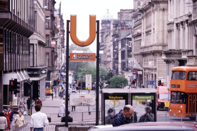 Th U sign for Strathclyde Transport's underground station in Glasgow,  August 1990