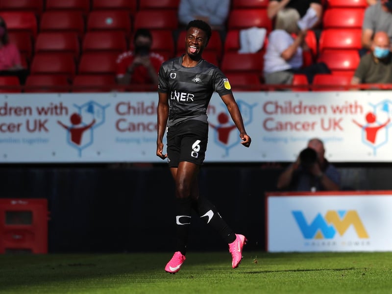 Position difference: -3. W: 8. D: 14. L: 5. Goals for/against: 15:11. Points: 38.