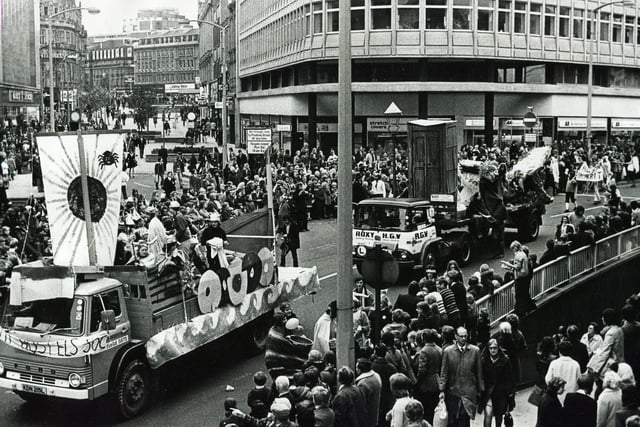 The crowds turn out to watch the Sheffield University Rag Parade, October 26, 1974