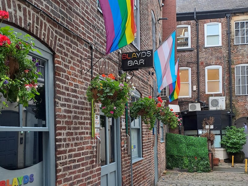 For a truly friendly and welcoming atmosphere, readers suggest heading to Blayds Yard. The recommendation here comes with a personal touch; ask for Julie, who is famous for looking after the regulars and ensuring everyone leaves happy. 🥞 3-7 Blayds Yard, Leeds LS1 4AD