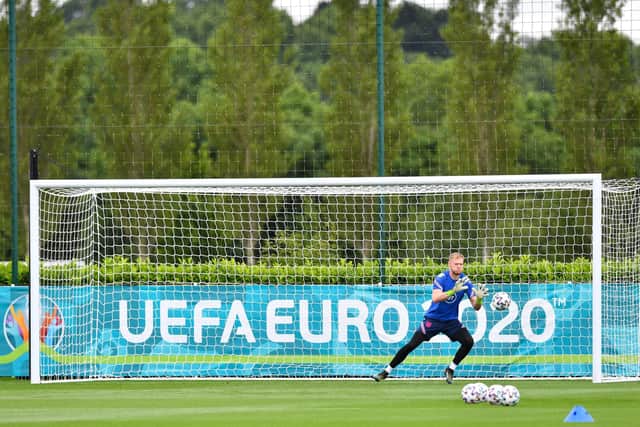 England's goalkeeper Aaron Ramsdale takes part in a training session (JUSTIN TALLIS/AFP via Getty Images)