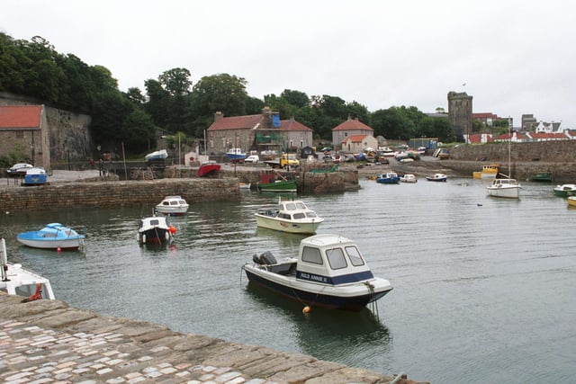 Dysart Harbour - tranquil, historic and fascinating.
