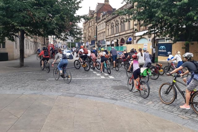 Hundreds took to the roads as Sheffield cyclists came togther for their first ‘mass cycle event’ in the city.
