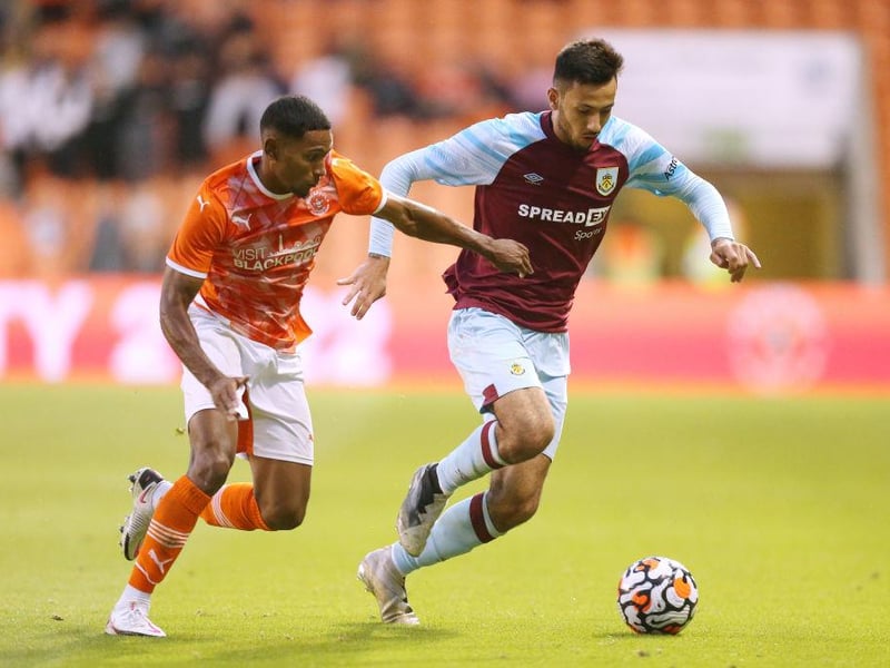 Aston Villa could return for Burnley winger Dwight McNeil in January after failing to strike a deal before the transfer window slammed shut. (Express and Star) 

(Photo by Lewis Storey/Getty Images)
