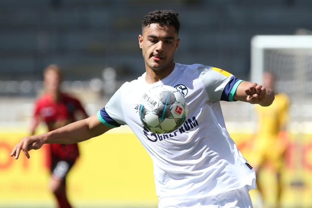 Liverpool have opened talks with Schalke over a £32m swoop for defender Ozan Kabak, who previously claimed Virgil Van Dijk was his idol. (Bild via Metro)