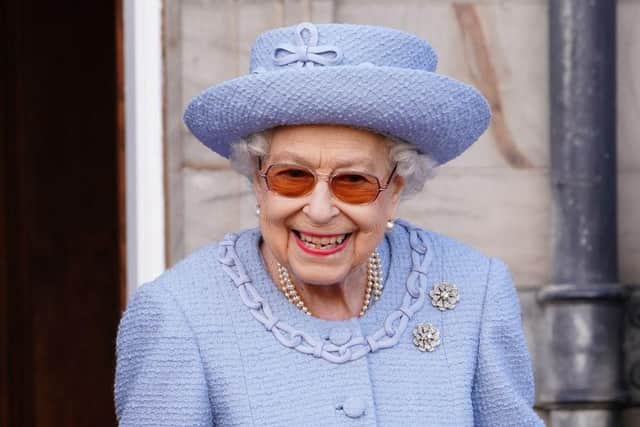Tributes to Queen Elizabeth II (Photo by Jane Barlow/WPA Pool/Getty Images)