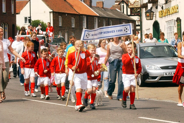 These youngsters honoured England's world cup winning team of 1966 back in 2006.