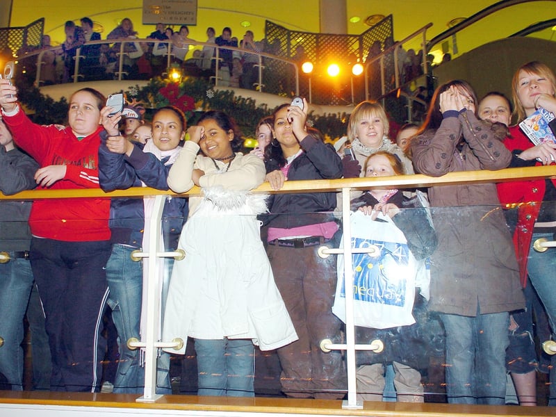 Crowds would flock to the food court of The Cascades shopping centre switch on the Christmas lights. It was always packed!