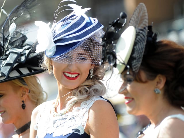 Whether it is a Ladies Day or Gentlemans Day, see when you can get dressed up at Doncaster Racecourse.