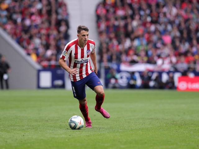 Newcastle United look set to battle it out with Everton and Wolves for Atletico Madrid full-back Santiago Arias. The right-back has been capped on over 50 occasions for the Colombia senior side. (Sport Witness)