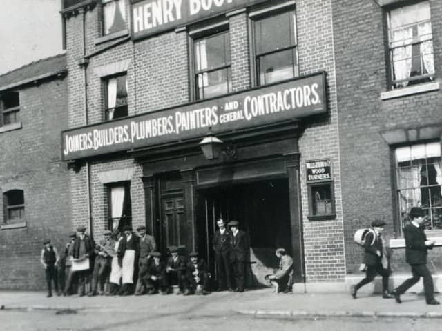 The original Henry Boot head office on Moore Street in 1900