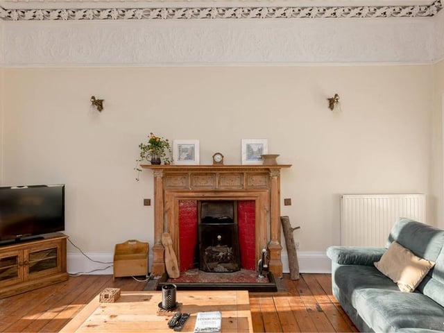 Drawing room.