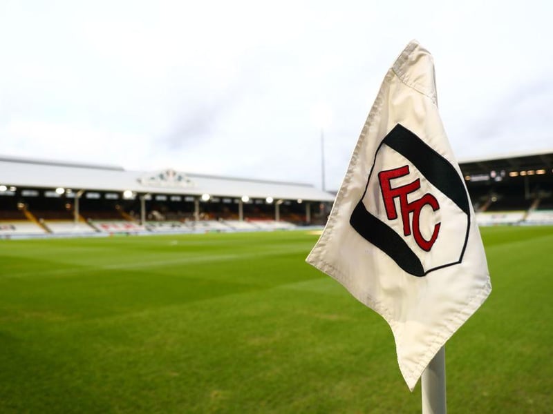 West Ham, Arsenal, Everton and Brighton are all in talks with young Fulham centre-back Ibane Bowat. The Cottagers are keen to keep the Scotland under-19s international and have offered him a professional contract. (TEAMTalk)