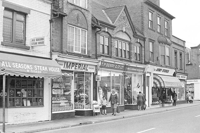 Sutton's Outram Street in 1982 - do you recognise these shops?