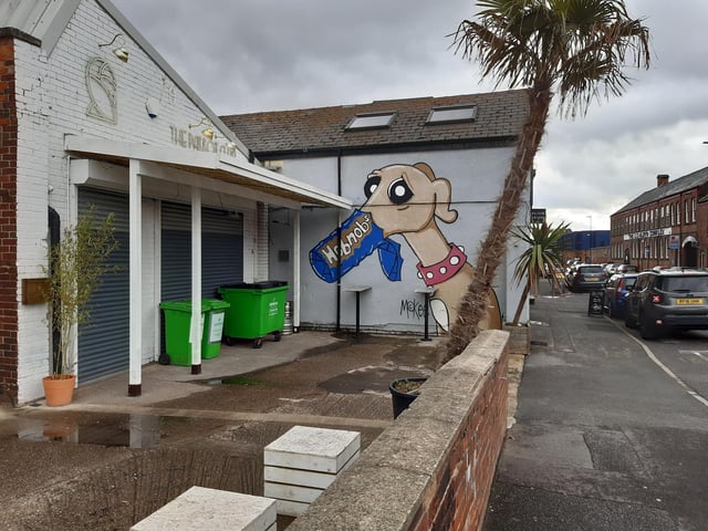 Sheffield’s Parrot Club bar is a late-night cocktail bar serving Rum & Fine Wines. On Google, the bar is rated 4.5 with 83 reviews.