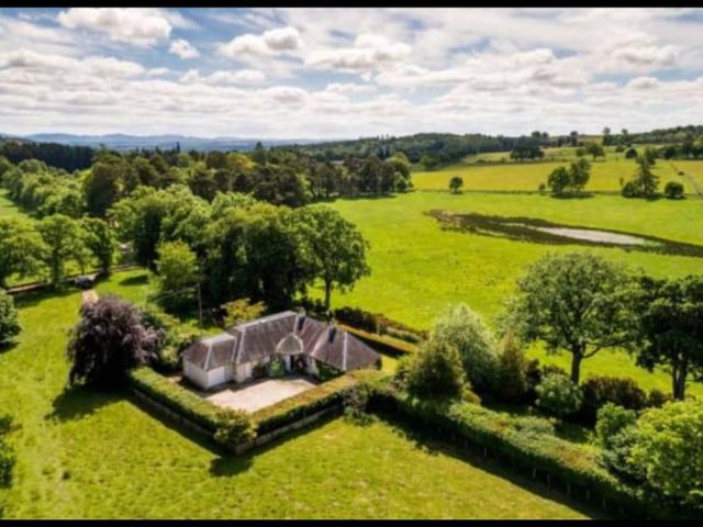 This countryside property is found within the beautiful Highland Perthshire countryside and not too far from Loch of the Lowes and the town of Dunkeld. Offering three reception rooms and four bedrooms, this is a spacious family home with attractive well-tended gardens and calming views of neighbouring fields.
500,000 GBP