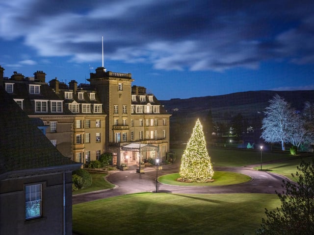 The luxury Perthshire hotel may be closed until January, but that hasn’t stopped the team putting up their eye-catching Christmas tree this year.