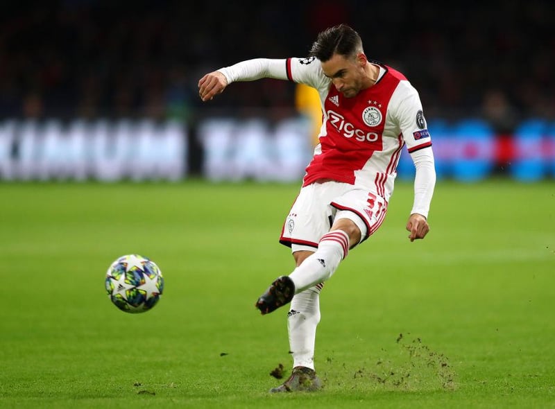 Chelsea have made an offer for Ajax left-back Nicolas Tagliafico, who is also on the radar of Arsenal and Barcelona. (Mundo Deportivo via Evening Standard)