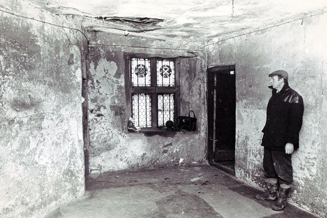The room next to the one in which Mary Queen of Scots was incarcerated for many years at Manor Castle.
Raymond Gargett, resident stone mason, was pictured in November 1969