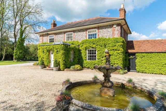 The property is located on the edge of the village Naphill, Buckinghamshire, in a private and rural setting, with easy access to nearby local amenities.