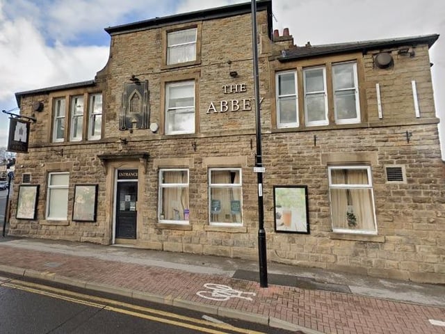 Visit The Abbey to watch live sport on the screens around the pub, with a variety of delicious menu options for you to choose from.
Visit https://ourlocal.pub/pubs/the-abbey-sheffield/ to book a table.