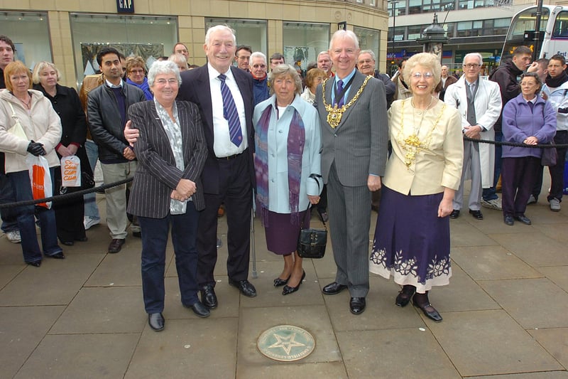 Sheffield football legend Derek Dooley unveils his plaque with, from left, Coun Jan Wilson, Sylvia Dooley, Lady Mayoress Kathleen Chadwick and Lord Mayor Coun Arthur Dunworth