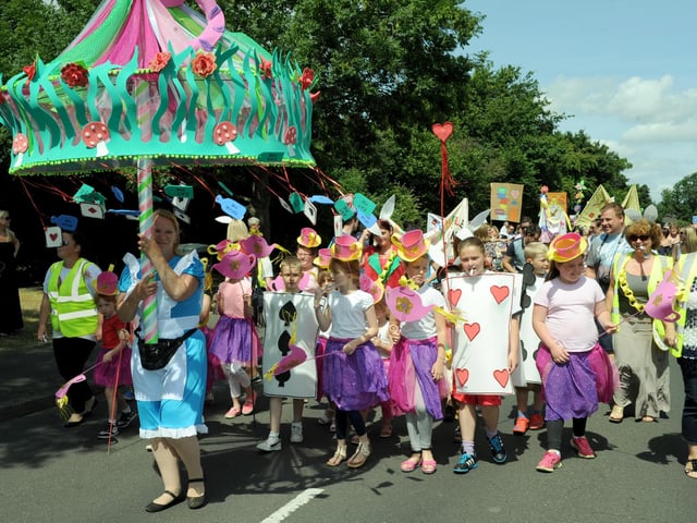 Bridgemary Carnival Parade along Wych Lane 18th June 2015. Picture: Paul Jacobs 151012-4