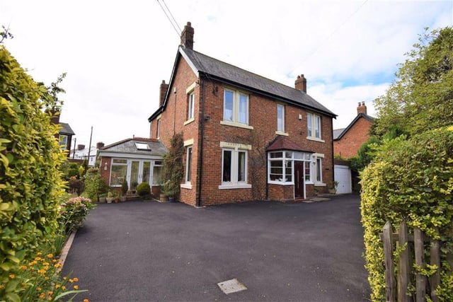 This beautiful five bedroom detached house on Whitburn Road, Cleadon, has proved very popular with prospective buyers. 
On the market with Colin Lilley for £530,000, the home has attracted 8,525 page views. 
Image by Zoopla.