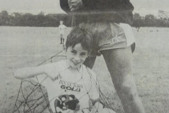 Ian St John at one of his summer soccer schools staged at Kirkcaldy High School. 1990