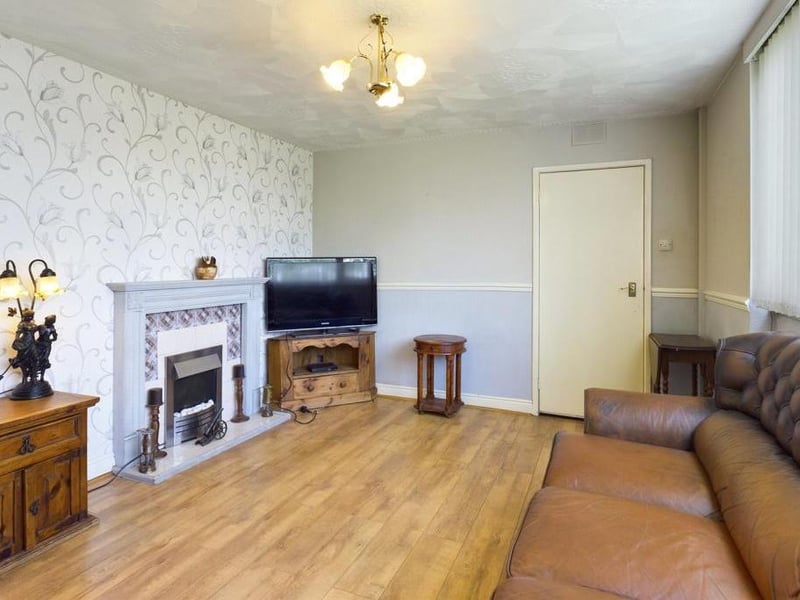 Spacious lounge