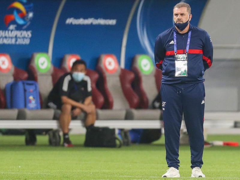 He moved on to a new challenge in Japan to take charge of J-League outfit Yokohama F. Marinos where he became the first Australian to win a league in Japan as he guided Yokohama to their first league trophy win in 15 years.